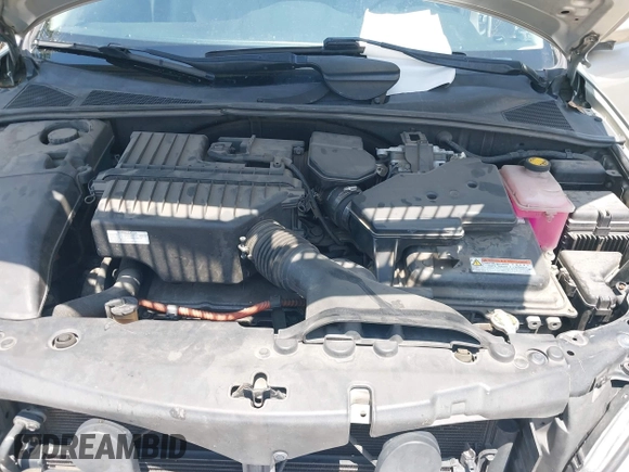 2006 Lexus RX 400h with VIN JTJGW31U362000391, listed as a IAAI auction lot 42687783 with 213,890 mi miles and . Bid and sale history available at DreamBid. Image 10.