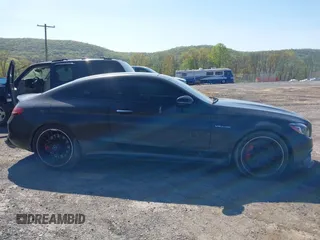 2019 Mercedes-Benz C 63 S AMG with VIN WDDWJ8HBXKF845181, listed as a IAAI auction lot 42147743 with 39,430 mi miles and . Bid and sale history available at DreamBid. Image 13.