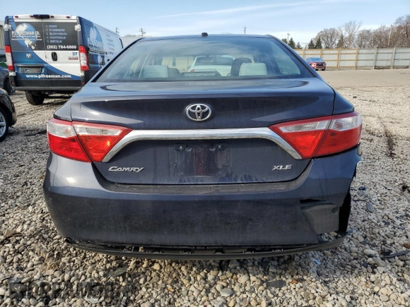 2015 Toyota Camry XLE with VIN 4T1BF1FK9FU978984, listed as a Copart auction lot 48660865 with 77,564 mi miles and Clean Title. Bid and sale history available at DreamBid. Image 6.