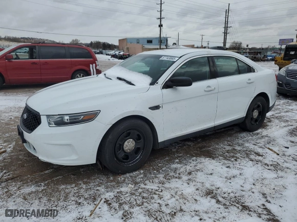 2019 Ford Police Interceptor Sedan with VIN 1FAHP2MKXKG107935, listed as a Copart auction lot 87743865 with 123,678 mi miles and Salvage Title. Bid and sale history available at carsss.com. Image 1.