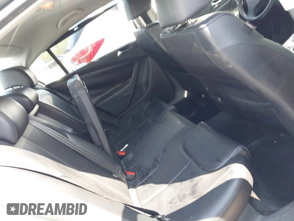 2008 Volkswagen Passat Komfort with VIN WVWAK73C48E145599, listed as a IAAI auction lot 42005894 with 158,147 mi miles and . Bid and sale history available at DreamBid. Image 8.