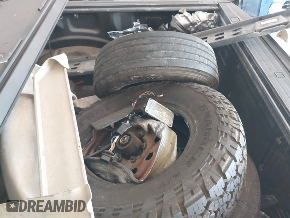 2022 Ford F-150 XL with VIN 1FTEW1E87NFC14464, listed as a IAAI auction lot 42262127 with 39,614 mi miles and . Bid and sale history available at DreamBid. Image 11.