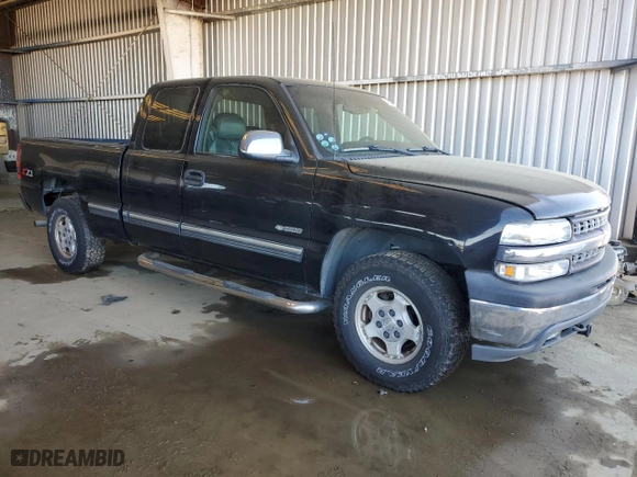 2001 Chevrolet Silverado 1500 LT with VIN 1GCEK19T41Z151844, listed as a Copart auction lot 45010735 with 328,563 mi miles and Salvage Title. Bid and sale history available at carsss.com. Image 4.