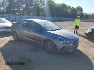 2018 Hyundai Elantra SEL z VIN 5NPD84LF9JH246549, wystawiony jako IAAI lot #40592054 z przebiegiem 134 854 mil mil oraz . Historia ofert i sprzedaży dostępna na DreamBid. Obrazek 1.