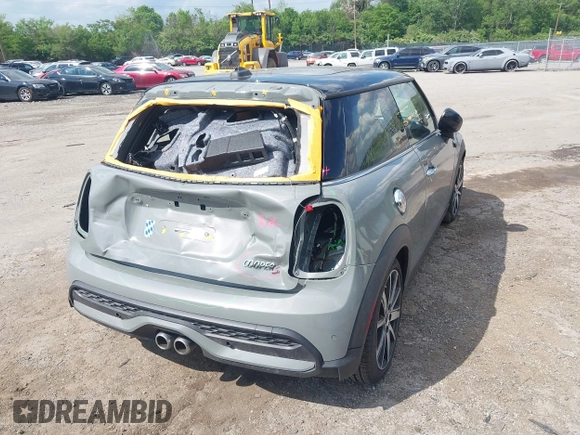 2022 MINI Hardtop Cooper S with VIN WMW53DH06N2R68444, listed as a IAAI auction lot 42201942 with 45,275 mi miles and . Bid and sale history available at DreamBid. Image 6.