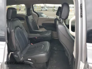 2018 Chrysler Pacifica Touring L with VIN 2C4RC1BG3JR217693, listed as a Copart auction lot 51582155 with 113,107 mi miles and Salvage Title. Bid and sale history available at DreamBid. Image 12.