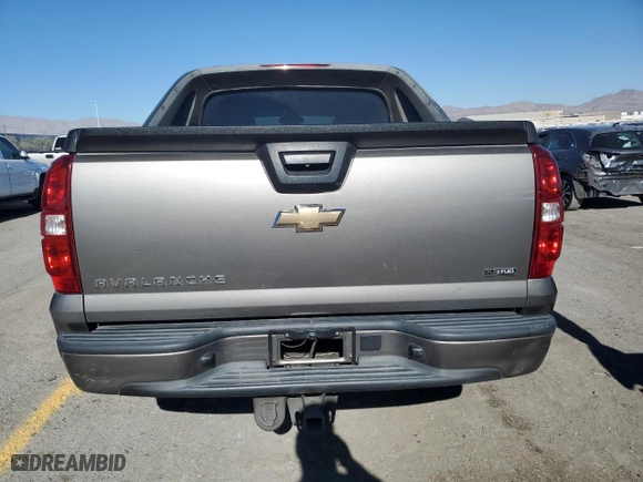 2009 Chevrolet Avalanche LT w/2LT with VIN 3GNFK22019G211916, listed as a Copart auction lot 88805205 with 146,677 mi miles and Salvage Title. Bid and sale history available at carsss.com. Image 6.