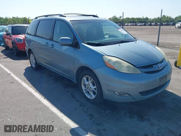 2006 Toyota Sienna XLE with VIN 5TDZA22C16S527865, listed as a IAAI auction lot 42028928 with 210,116 mi miles. Bid and sale history available at carsss.com. Image 1.