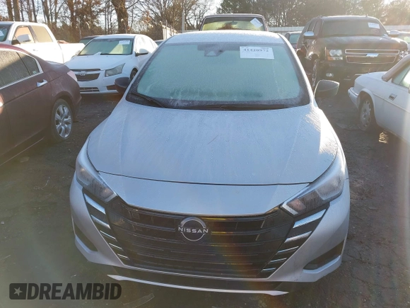 2024 Nissan Versa S z VIN 3N1CN8DV8RL866194, wystawiony jako IAAI lot #41420972 z przebiegiem 23 000 mil mil oraz . Historia ofert i sprzedaży dostępna na DreamBid. Obrazek 11.