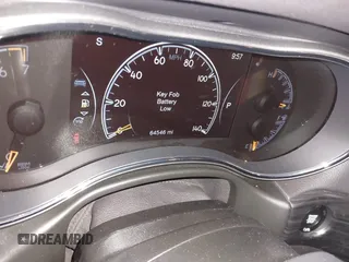 2022 Jeep Grand Cherokee Laredo X z VIN 1C4RJFAGXNC117898, wystawiony jako IAAI lot #41662006 z przebiegiem 64 546 mil mil oraz . Historia ofert i sprzedaży dostępna na DreamBid. Obrazek 7.