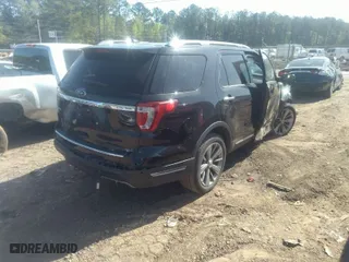 2018 Ford Explorer Limited with VIN 1FM5K7F83JGB10874, listed as a IAAI auction lot 36372917 with 90,447 mi miles. Bid and sale history available at carsss.com. Image 4.