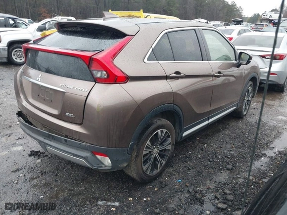 2019 Mitsubishi Eclipse Cross SE with VIN JA4AT5AA4KZ022947, listed as a IAAI auction lot 41048174 with 209,354 mi miles. Bid and sale history available at carsss.com. Image 4.
