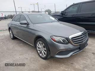 2017 Mercedes-Benz E-Class E 300 Luxury with VIN WDDZF4JB1HA094799, listed as a IAAI auction lot 41618703 with 88,498 mi miles. Bid and sale history available at carsss.com. Image 1.
