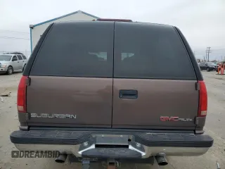 1997 GMC Suburban with VIN 3GKGK26J0VG513194, listed as a Copart auction lot 45054235 with 228,363 mi miles and Salvage Title. Bid and sale history available at carsss.com. Image 6.