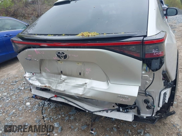 2024 Toyota bZ4X XLE with VIN JTMABACA2RA070129, listed as a IAAI auction lot 42158861 with 12,269 mi miles and . Bid and sale history available at DreamBid. Image 6.