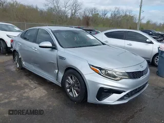 2020 Kia Optima LX with VIN 5XXGT4L31LG380858, listed as a IAAI auction lot 41815591 with 138,750 mi miles and . Bid and sale history available at carsss.com. Image 1.
