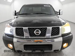 2005 Nissan Titan LE with VIN 1N6AA07B25N562871, listed as a Copart auction lot 88936775 with 213,775 mi miles and Clean Title. Bid and sale history available at carsss.com. Image 5.