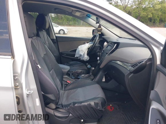 2016 Hyundai Santa Fe z VIN 5XYZT3LB9GG368906, wystawiony jako IAAI lot #42083613 z przebiegiem 83 064 mil mil oraz . Historia ofert i sprzedaży dostępna na DreamBid. Obrazek 5.