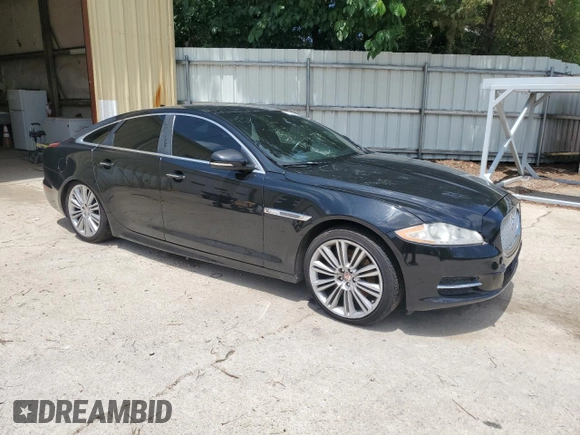 2015 Jaguar XJ с VIN SAJWJ1CD9F8V83885, выставлен на аукционе Copart как лот 58016335 с пробегом 81 794 миль миль и Чистый • Clean title. История ставок и продаж доступна на DreamBid. Изображение 4.
