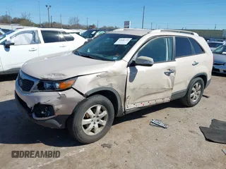 2012 Kia Sorento LX with VIN 5XYKT3A61CG211128, listed as a IAAI auction lot 41686721 with 146,545 mi miles. Bid and sale history available at carsss.com. Image 2.