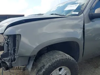 2007 Chevrolet Tahoe LTZ with VIN 1GNFK13037J115628, listed as a IAAI auction lot 41962150 with Not provided miles and . Bid and sale history available at DreamBid. Image 6.