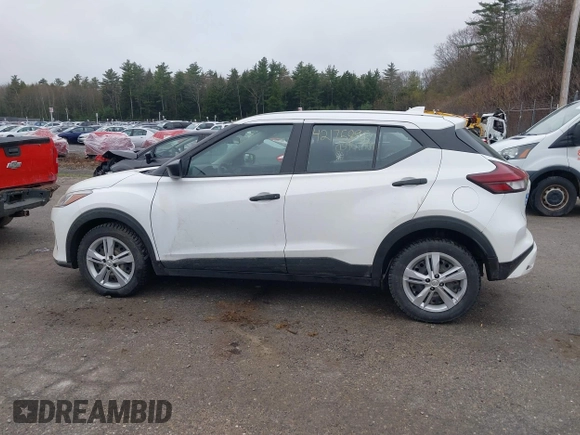 2022 Nissan Kicks S with VIN 3N1CP5BV5NL506726, listed as a IAAI auction lot 42175896 with 40,876 mi miles. Bid and sale history available at carsss.com. Image 14.