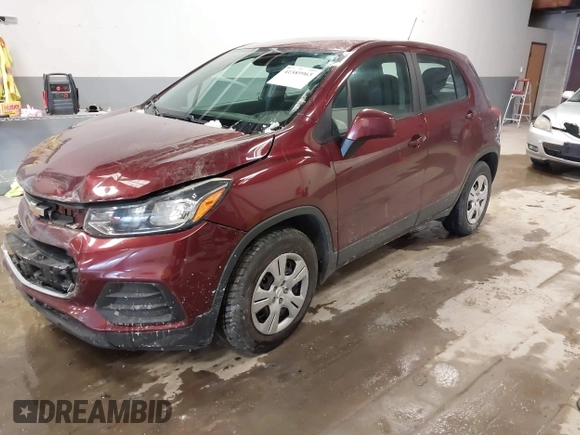 2017 Chevrolet Trax LS with VIN 3GNCJKSB9HL174725, listed as a IAAI auction lot 41589963 with 85,304 mi miles. Bid and sale history available at carsss.com. Image 18.