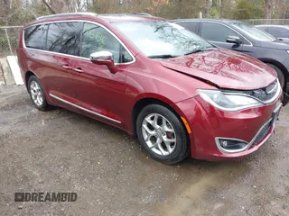 2018 Chrysler Pacifica Limited z VIN 2C4RC1GG3JR171887, wystawiony jako IAAI lot #41734542 z przebiegiem 116 041 mil mil oraz . Historia ofert i sprzedaży dostępna na DreamBid. Obrazek 1.