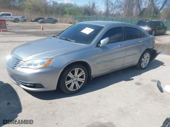 2013 Chrysler 200 Touring with VIN 1C3CCBBB4DN655936, listed as a IAAI auction lot 41963751 with 197,019 mi miles. Bid and sale history available at carsss.com. Image 2.