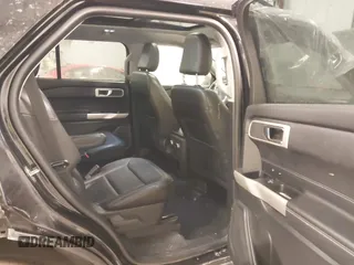 2021 Ford Explorer XLT with VIN 1FMSK8DH1MGB69650, listed as a IAAI auction lot 41651245 with 58,708 mi miles. Bid and sale history available at carsss.com. Image 8.