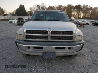 1996 Dodge 1500 z VIN 3B7HC13Y8TG197971, wystawiony jako Copart lot #82565154 z przebiegiem 248 833 mil mil oraz Szkoda całkowita • Salvage title. Historia ofert i sprzedaży dostępna na DreamBid. Obrazek 5.