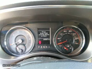 2011 Dodge Charger SE with VIN 2B3CL3CG5BH586886, listed as a IAAI auction lot 41910995 with 168,087 mi miles. Bid and sale history available at carsss.com. Image 7.
