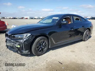 2023 BMW i4 eDrive40 z VIN WBY73AW02PFN65035, wystawiony jako Copart lot #54973205 z przebiegiem 34 598 mil mil oraz Szkody całkowita. Historia ofert i sprzedaży dostępna na DreamBid. Obrazek 1.
