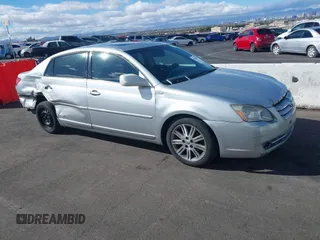 2007 Toyota Avalon XL with VIN 4T1BK36B57U223906, listed as a IAAI auction lot 41591096 with 190,659 mi miles. Bid and sale history available at carsss.com. Image 1.