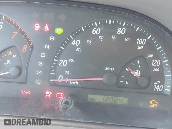 2003 Toyota Camry LE z VIN 4T1BF30K93U555189, wystawiony jako IAAI lot #42086826 z przebiegiem 120 840 mil mil oraz . Historia ofert i sprzedaży dostępna na DreamBid. Obrazek 7.
