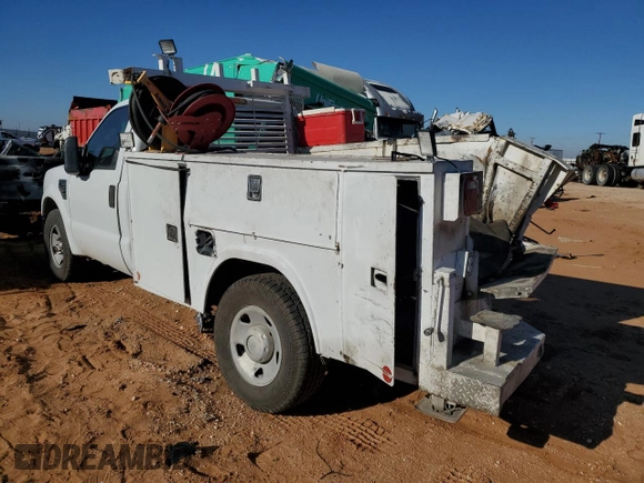 2008 Ford F-250 with VIN 1FDNF20568EE39063, listed as a Copart auction lot 81546053 with 260,163 mi miles and Salvage title. Bid and sale history available at DreamBid. Image 2.
