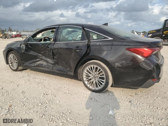 2019 Toyota Avalon Hybrid Limited with VIN 4T1B21FBXKU011323, listed as a Copart auction lot 47784845 with 26,347 mi miles and Salvage Title. Bid and sale history available at carsss.com. Image 2.