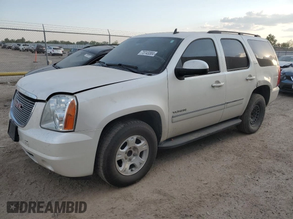 2012 GMC Yukon SLT with VIN 1GKS1CE03CR287810, listed as a Copart auction lot 73743304 with 206,122 mi miles and Salvage Title. Bid and sale history available at carsss.com. Image 1.
