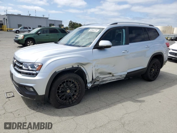 2018 Volkswagen Atlas SE z VIN 1V2LR2CAXJC560772, wystawiony jako Copart lot #53544725 z przebiegiem 70 282 mil mil oraz Szkoda całkowita • Salvage title. Historia ofert i sprzedaży dostępna na DreamBid. Obrazek 1.