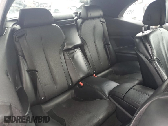 2012 BMW 6 Series 650i z VIN WBALZ3C52CC397545, wystawiony jako Copart lot #55976625 z przebiegiem 147 352 mil mil oraz Tytuł czysty. Historia ofert i sprzedaży dostępna na DreamBid. Obrazek 10.