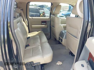 2006 Ford F-150 XLT with VIN 1FTPW14V86KC79591, listed as a IAAI auction lot 41917986 with 271,759 mi miles. Bid and sale history available at carsss.com. Image 8.