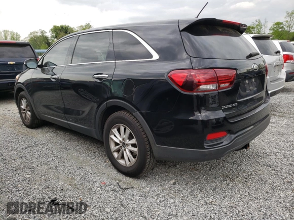 2019 Kia Sorento L z VIN 5XYPG4A34KG500069, wystawiony jako Copart lot #52714105 z przebiegiem 237 472 mil mil oraz Szkoda całkowita • Salvage title. Historia ofert i sprzedaży dostępna na DreamBid. Obrazek 2.