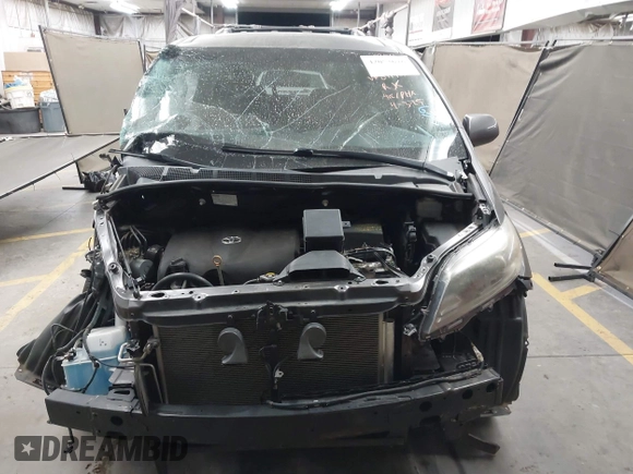 2017 Toyota Sienna SE with VIN 5TDXZ3DC1HS841425, listed as a IAAI auction lot 42053676 with 66,406 mi miles and . Bid and sale history available at DreamBid. Image 13.