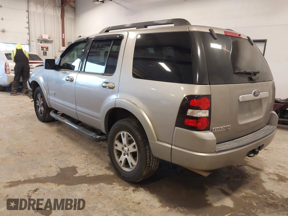 2008 Ford Explorer XLT with VIN 1FMEU63E88UB03042, listed as a IAAI auction lot 41136188 with 79,503 mi miles. Bid and sale history available at carsss.com. Image 3.