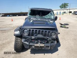 2021 Jeep Gladiator Mojave with VIN 1C6JJTEG7ML582859, listed as a Copart auction lot 51918085 with 92,457 mi miles and Salvage title. Bid and sale history available at DreamBid. Image 5.