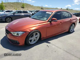 2018 BMW 3 Series 320i xDrive с VIN WBA8E5G59JNU47589, выставлен на аукционе Copart как лот 57805825 с пробегом 82 725 миль миль и Списание • Salvage title. История ставок и продаж доступна на DreamBid. Изображение 1.