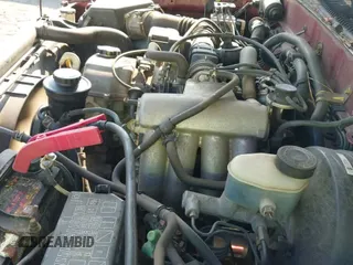 2004 Toyota Tacoma PreRunner z VIN 5TESM92N24Z369930, wystawiony jako IAAI lot #42997923 z przebiegiem 221 442 mil mil oraz . Historia ofert i sprzedaży dostępna na DreamBid. Obrazek 19.