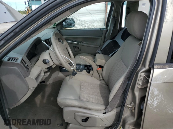2006 Jeep Grand Cherokee Laredo with VIN 1J4GR48K16C112048, listed as a Copart auction lot 72832364 with 27,573 mi miles and Salvage Title. Bid and sale history available at carsss.com. Image 7.
