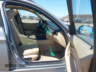 2007 BMW 3 Series 328xi with VIN WBAVT73507FZ36203, listed as a IAAI auction lot 42709273 with 208,428 mi miles and . Bid and sale history available at DreamBid. Image 5.