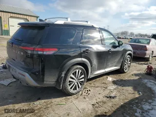 2022 Nissan Pathfinder Platinum with VIN 5N1DR3DK3NC204748, listed as a Copart auction lot 42362945 with 38,637 mi miles and Salvage Title. Bid and sale history available at carsss.com. Image 3.